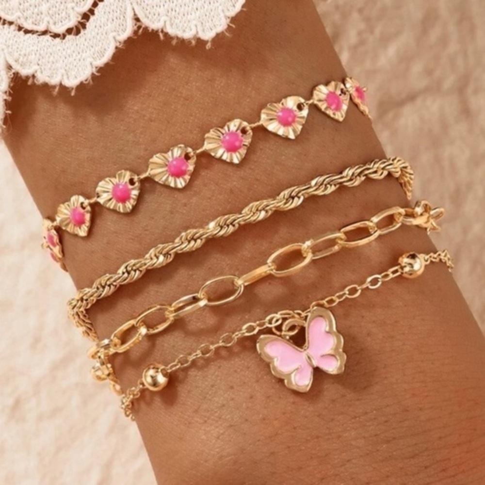 3/$30 💛 4pcs Butterfly Bracelet Set